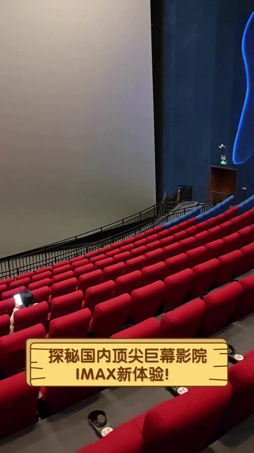 男女一边摸一边的相关介绍