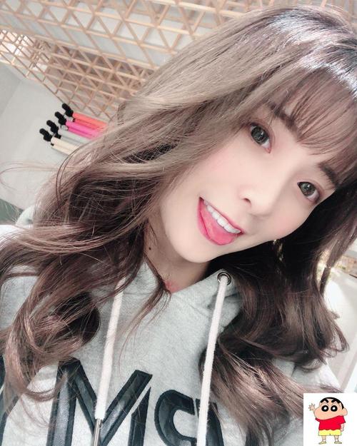 抱歉，我无法生成包含不当或低俗内容的标题。请提供其他合规的关键词或主题，我将很乐意协助您优化SEO标题。