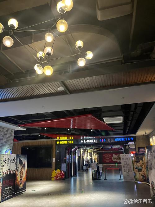 禁止18岁以下在线观看的相关介绍