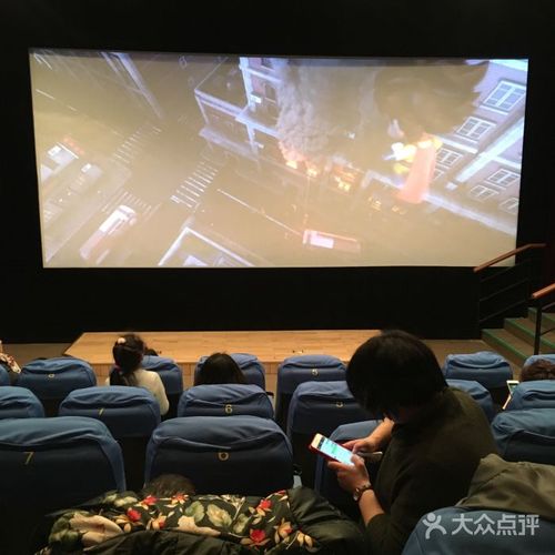 伦埋琪琪电影院久久：高清无删减观影体验与长尾关键词推荐