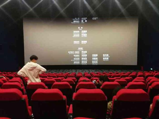 亚洲人妻少妇综合魅力指南：人妻少妇生活、情感与时尚穿搭技巧分享