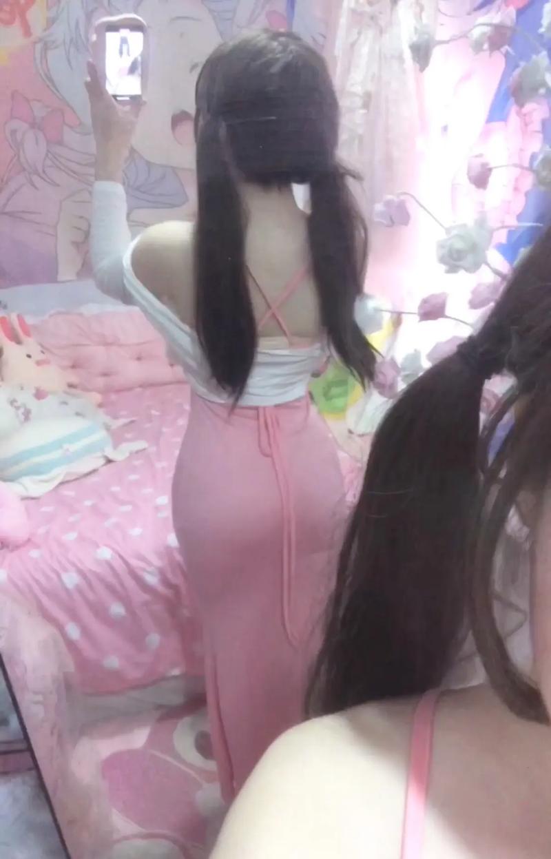 女生下面分泌物黄色是什么原因的相关介绍